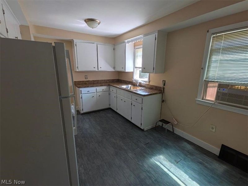 24900 Zeman Avenue, Euclid, OH 44123 Photo 4