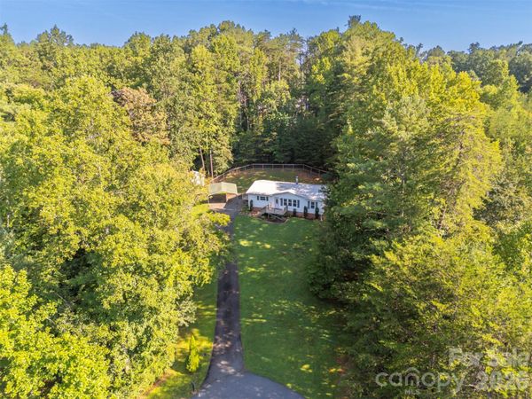 3011 Mill Race Court , Morganton, NC 28655