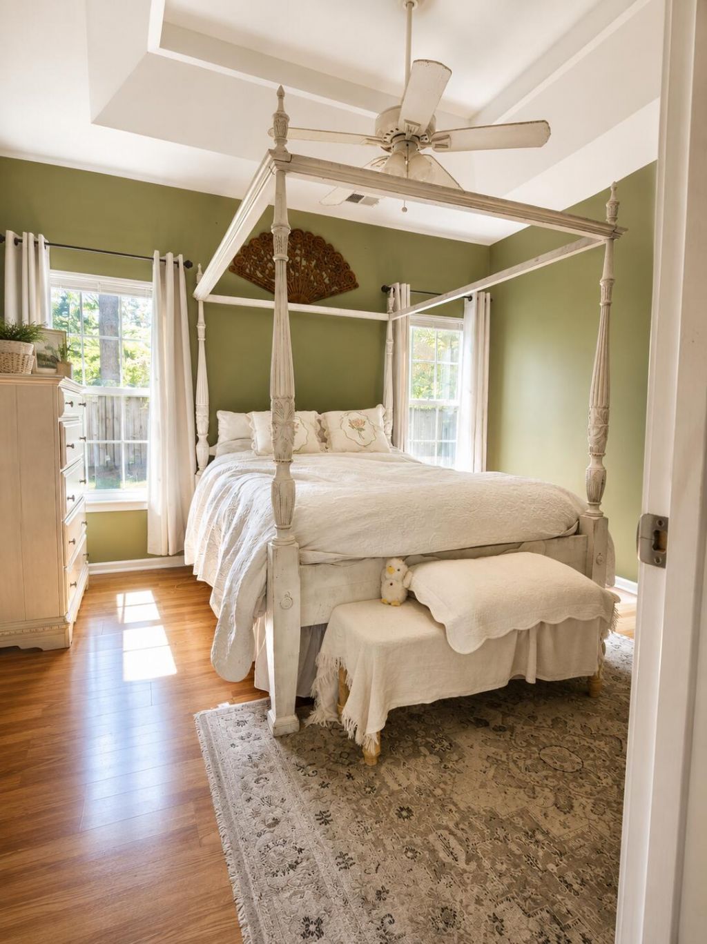 102 Dahlia Street Photo 13