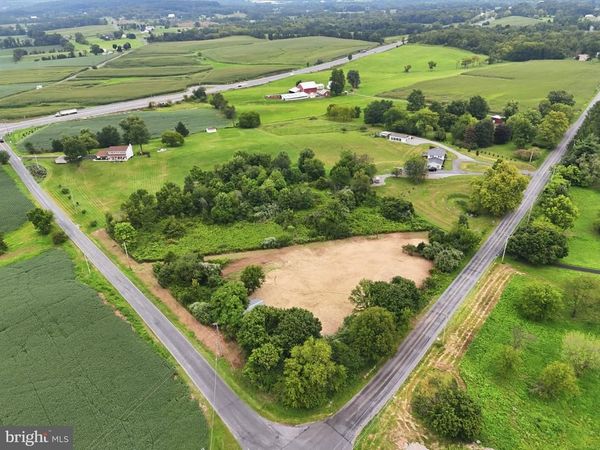 640 CAPITOL HILL ROAD , DILLSBURG, PA 17019