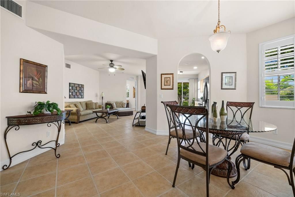 5626 Cape Harbour Dr, Unit 102, Cape Coral, FL 33914 Photo