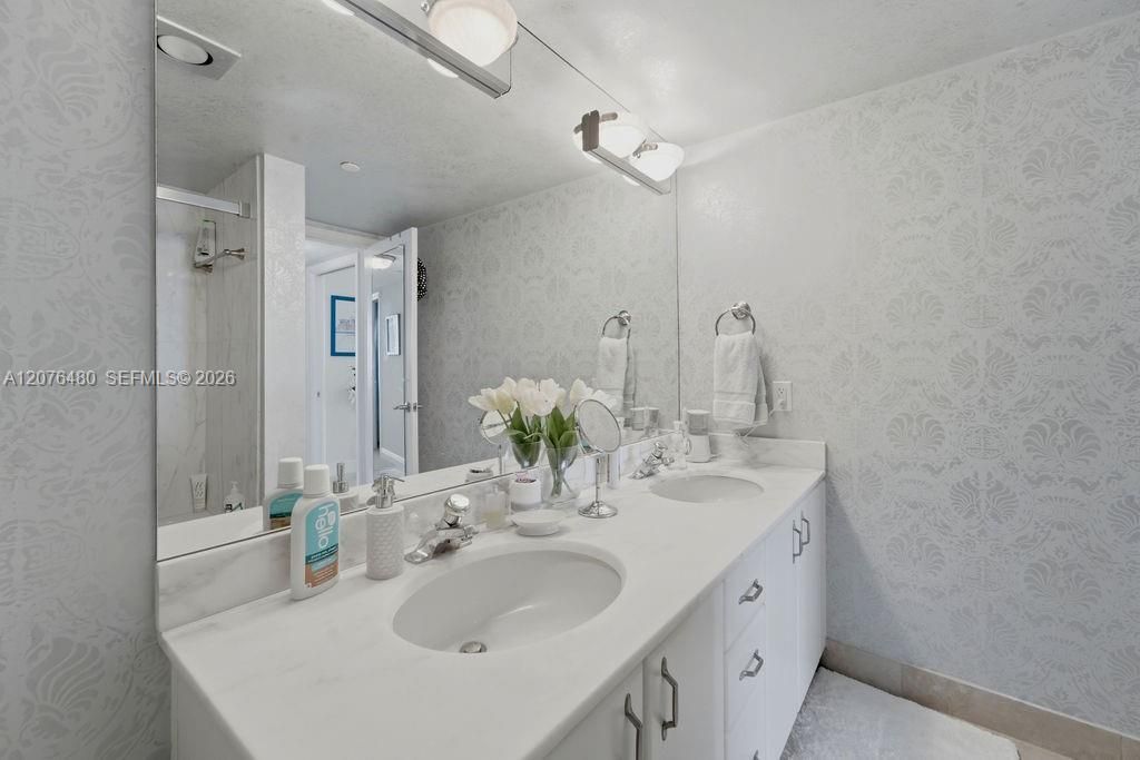 200 Beach Rd , Unit 701, Tequesta, FL 33469 Photo