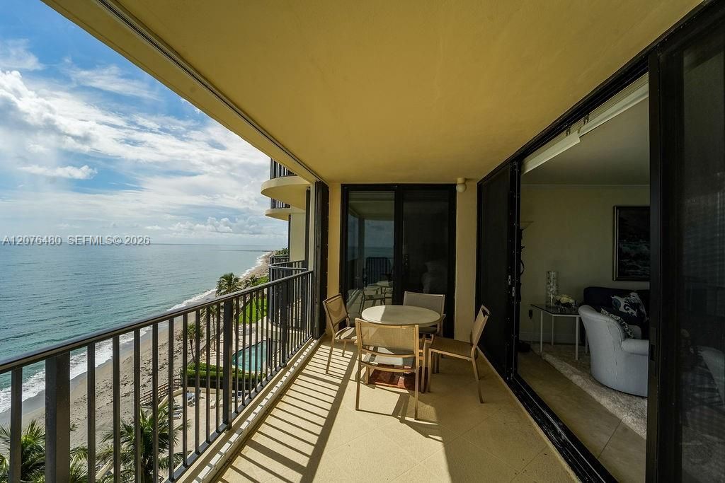 200 Beach Rd , Unit 701, Tequesta, FL 33469 Photo