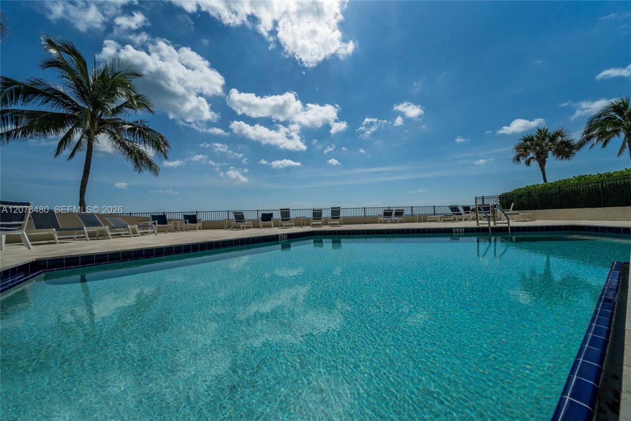 200 Beach Rd , Unit 701, Tequesta, FL 33469 Photo