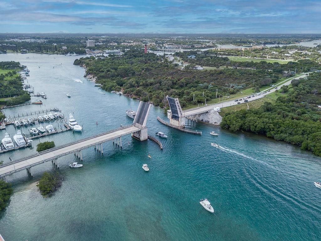 200 Beach Rd , Unit 701, Tequesta, FL 33469 Photo