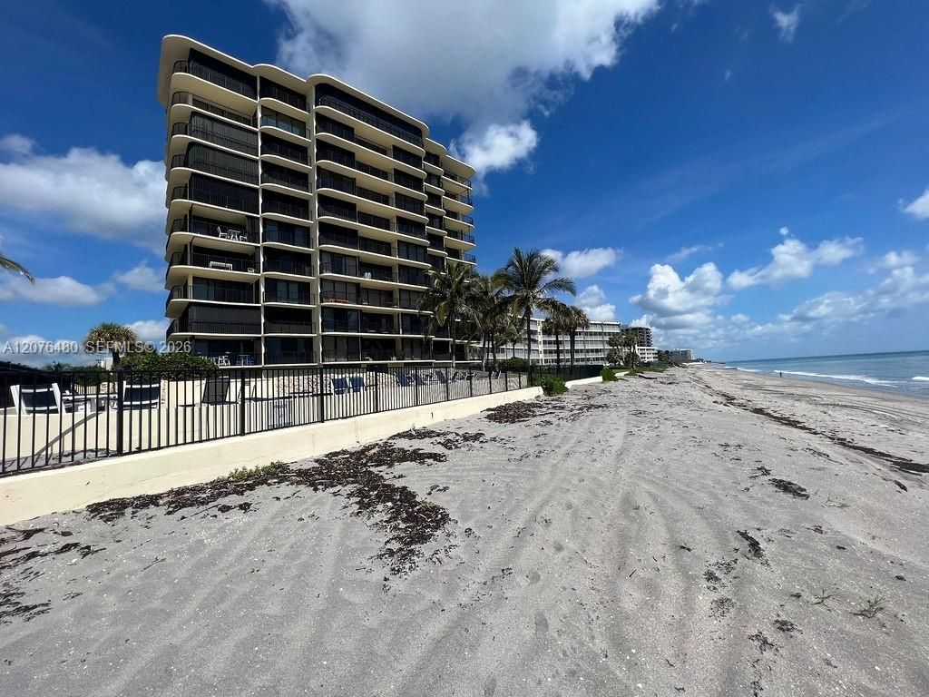 200 Beach Rd , Unit 701, Tequesta, FL 33469 Photo