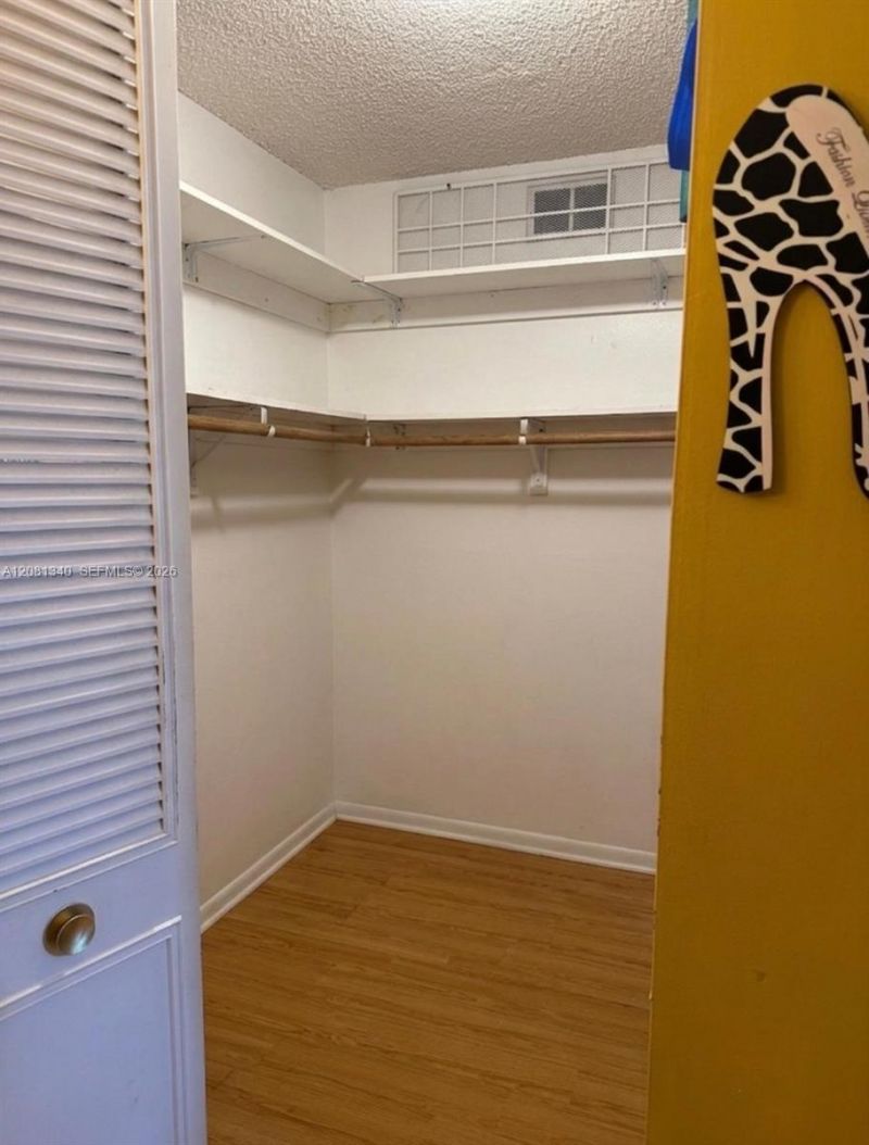 250 174th St , Unit 1420, Sunny Isles Beach, FL 33160 Photo