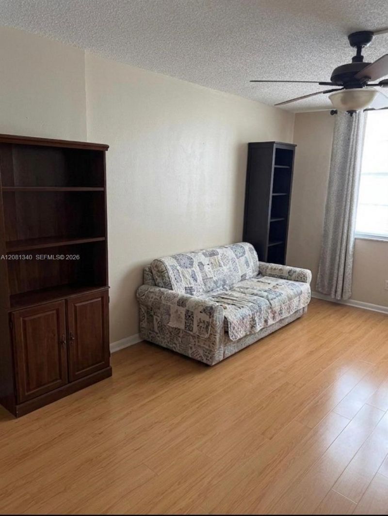 250 174th St , Unit 1420, Sunny Isles Beach, FL 33160 Photo
