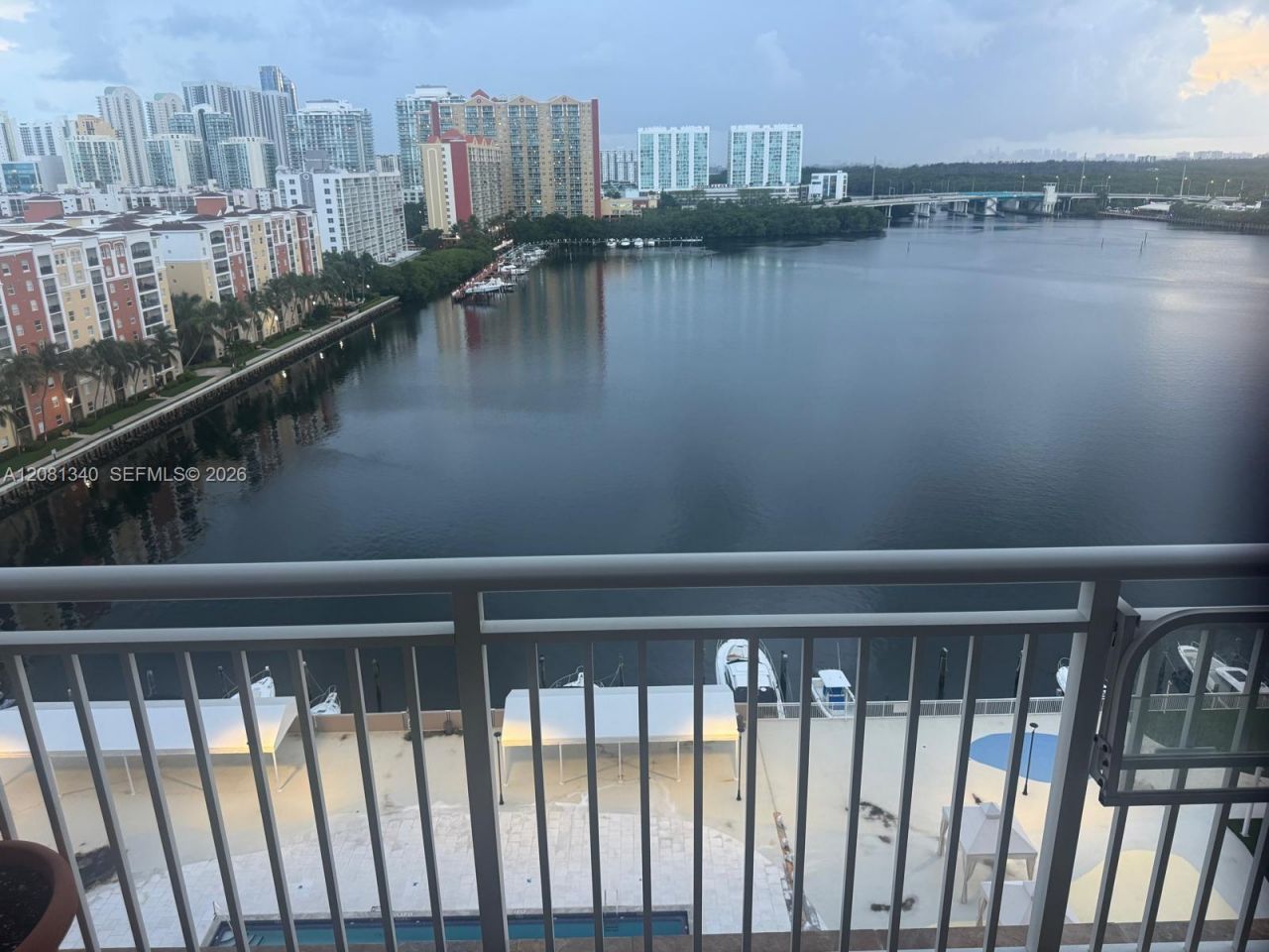 250 174th St , Unit 1420, Sunny Isles Beach, FL 33160 Photo