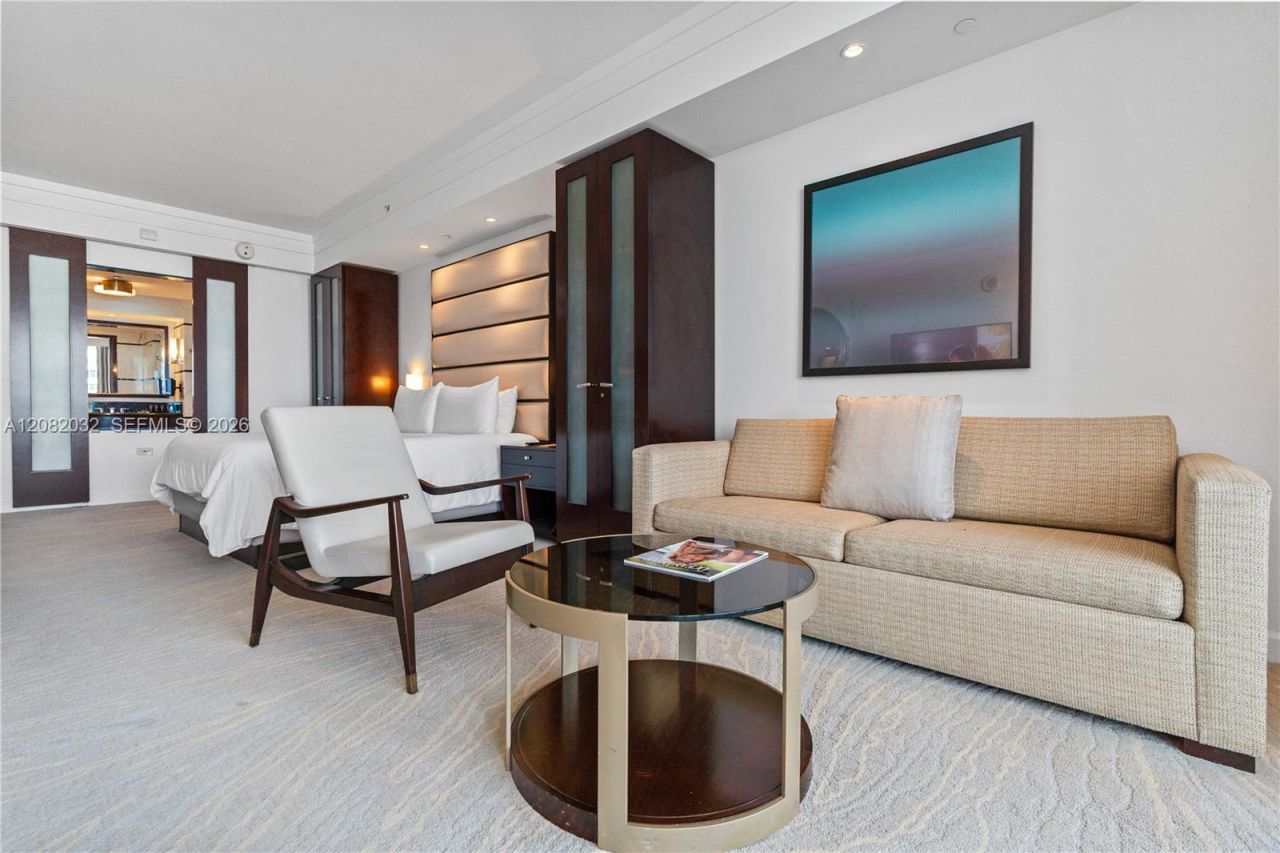 4391 Collins Ave, Unit 905, Miami Beach, FL 33140 Photo