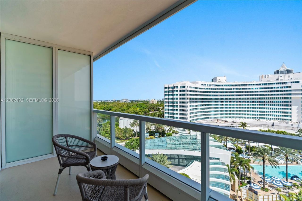 4391 Collins Ave, Unit 905, Miami Beach, FL 33140 Photo