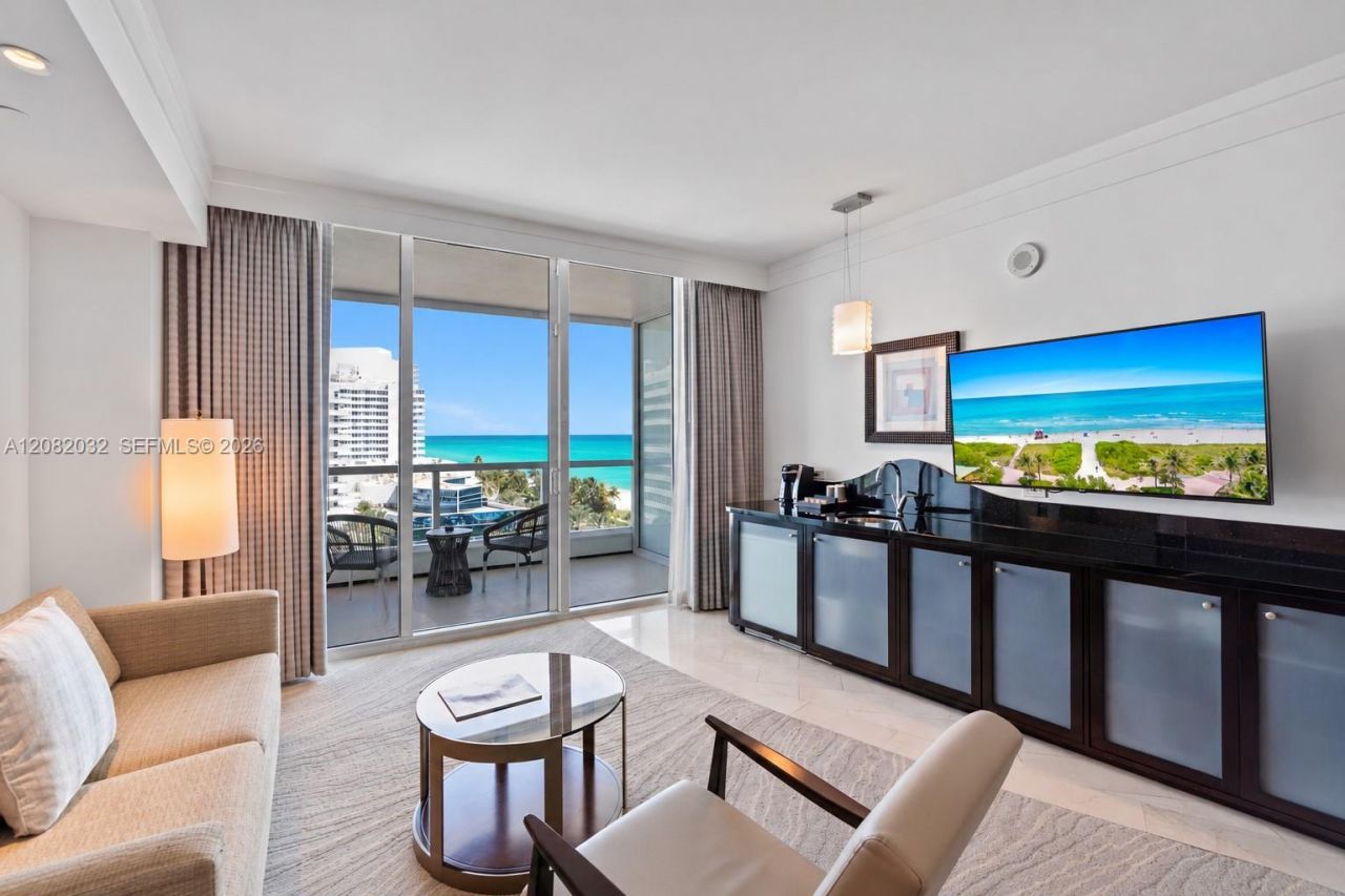 4391 Collins Ave, Unit 905, Miami Beach, FL 33140 Photo