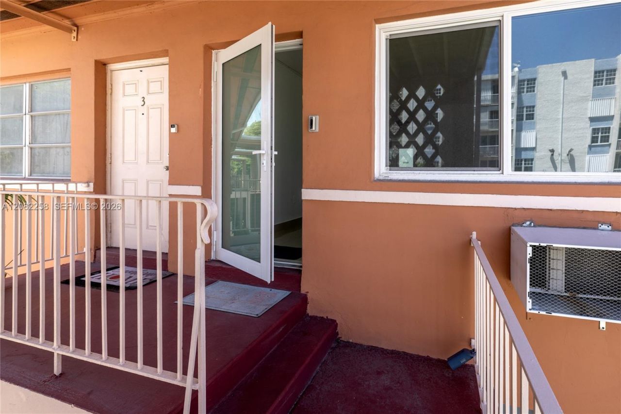 3550 SW 9th Ter, Unit 8B, Miami, FL 33135 Photo