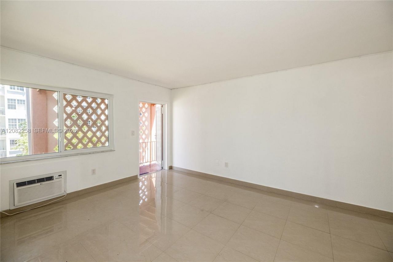 3550 SW 9th Ter, Unit 8B, Miami, FL 33135 Photo