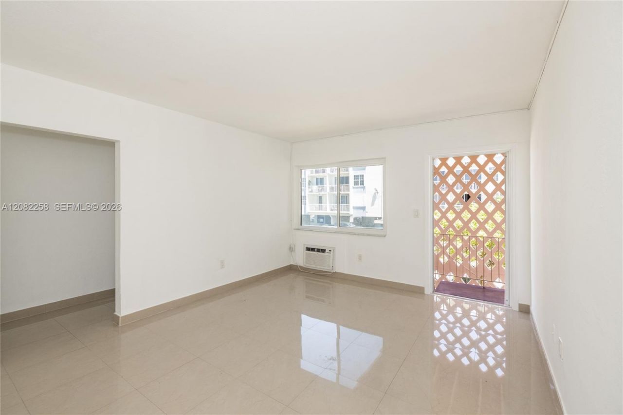 3550 SW 9th Ter, Unit 8B, Miami, FL 33135 Photo