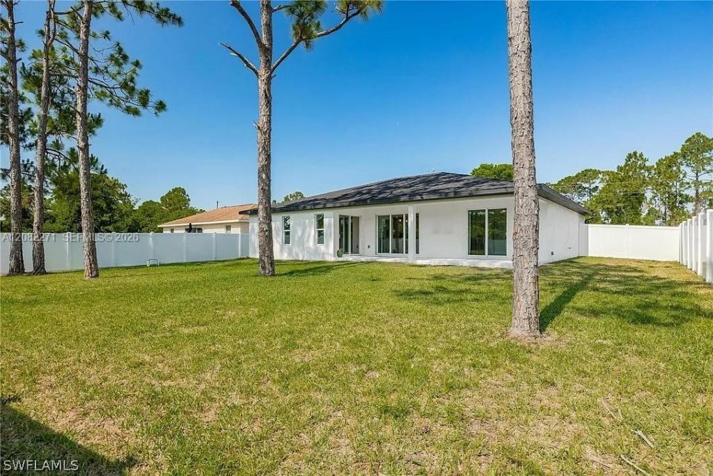 830 Angelo Ave , Lehigh Acres, FL 33971 Photo