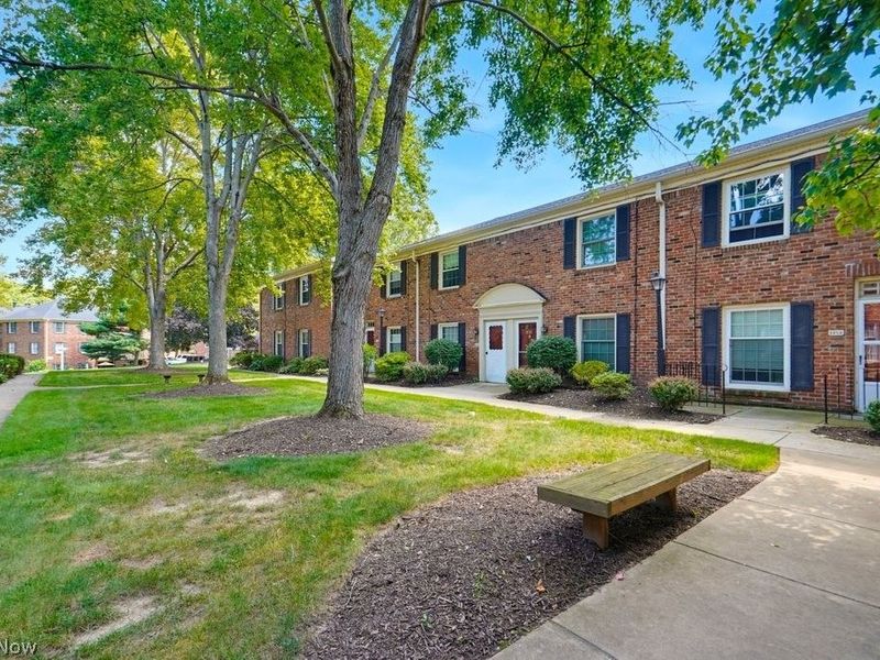 1256 Culpepper Drive, Akron, OH 44313 Photo 2