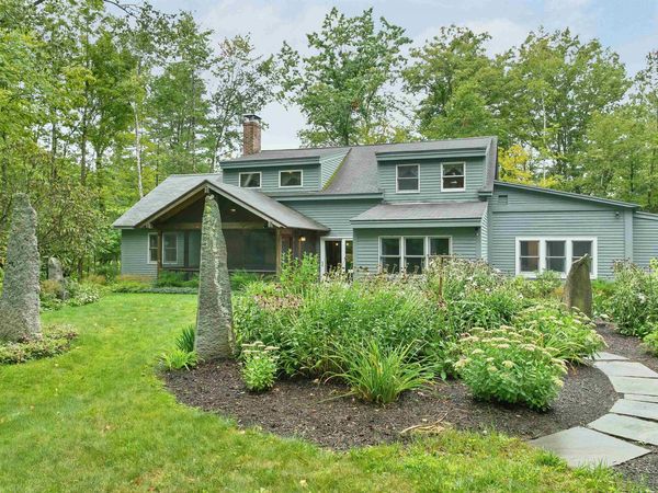 26 Otterville Road, New London, NH 03257