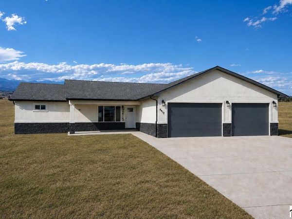 4815 E Jefferson Blvd, Colorado City, CO 81019
