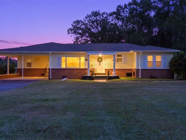 1107 1st Street N, Reform, AL 35481