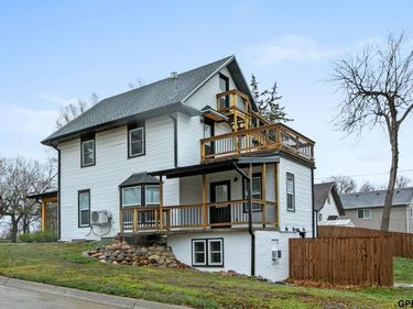 3210 S 48th Street, Lincoln, NE 68506