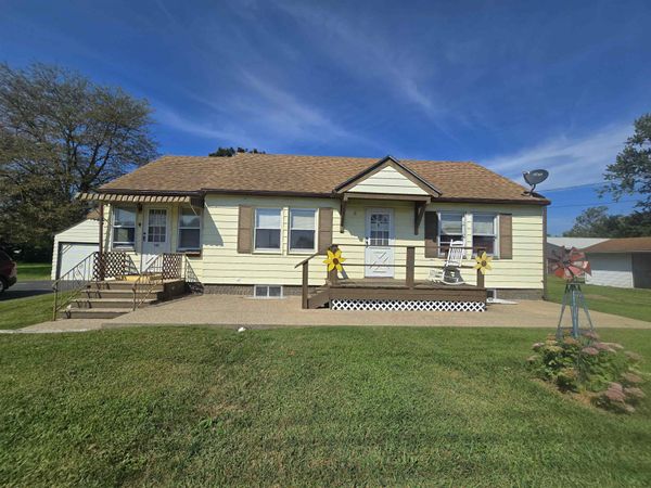 506 S Washington Street, Carthage, IL 62321