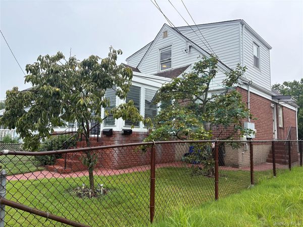 Unit 2, Valley Stream, NY 11580