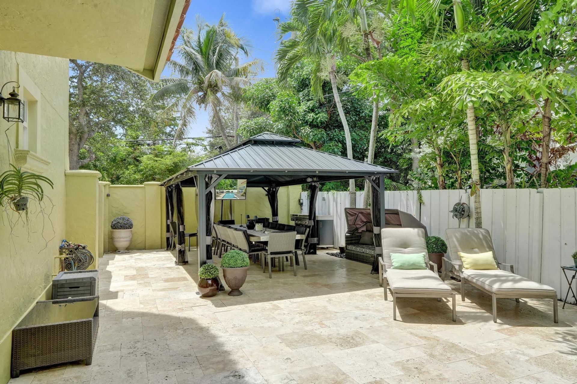 1411 NE 7th Street, Fort Lauderdale, FL 33304 Photo
