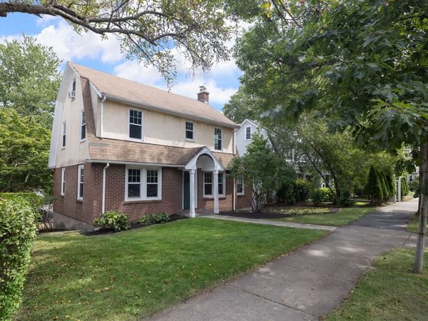 1925 Commonwealth Ave, Newton, MA 02466