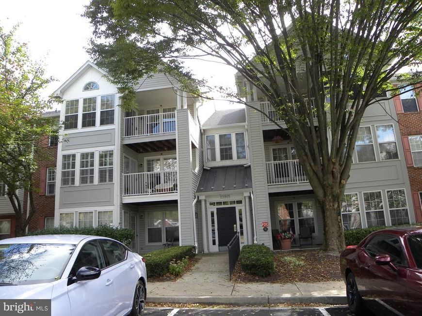 25905 Ridge Manor Drive, Unit 8000-J, Damascus, MD 20872 Main Photo