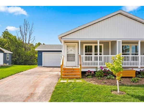 251 Panther Drive, Ellsworth, WI 54011