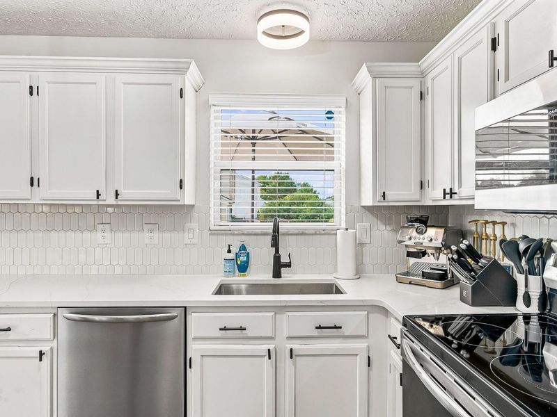 9149 Longstone Drive, Lewis Center, OH 43035 Photo 15