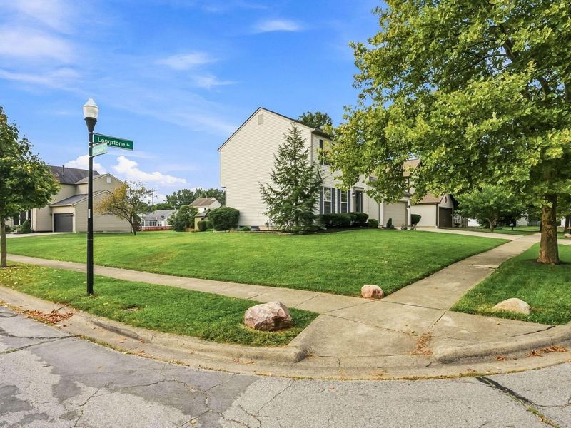 9149 Longstone Drive, Lewis Center, OH 43035 Photo 4