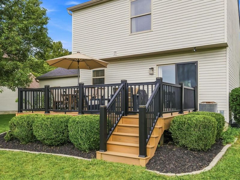 9149 Longstone Drive, Lewis Center, OH 43035 Photo 6