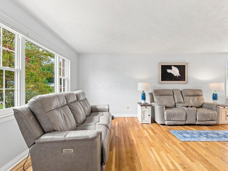261 Brookhaven Drive E, Columbus, OH 43230 Photo 6