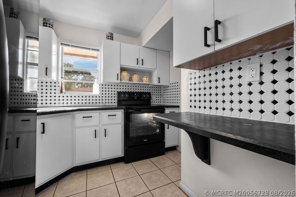 1983 SW Palm City Road , Unit F, Stuart, FL 34994 Photo