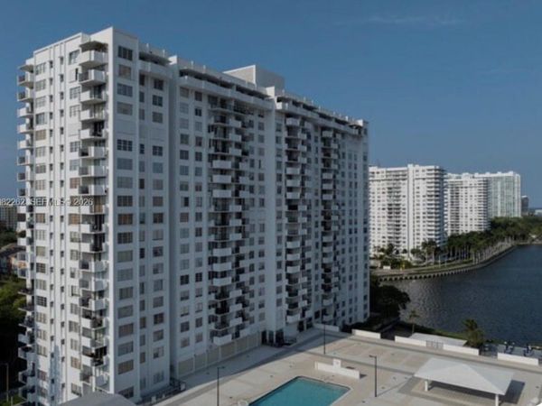 2750 NE 183rd St , Unit 601, Aventura, FL 33160