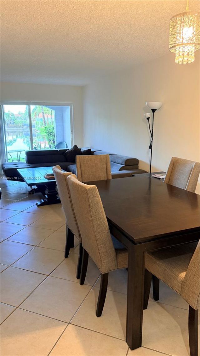 165 NW 96th Ter, Unit 3-105, Pembroke Pines, FL 33024 Photo