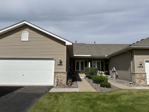 12010 65th Street NE, Albertville, MN 55301