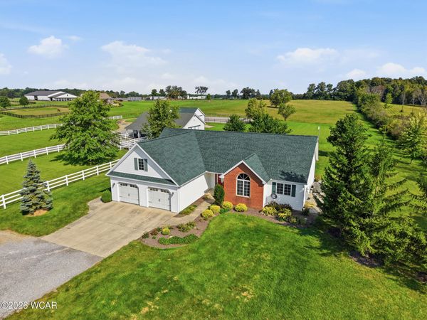 4747 Mcpheron Road, Lima, OH 45804