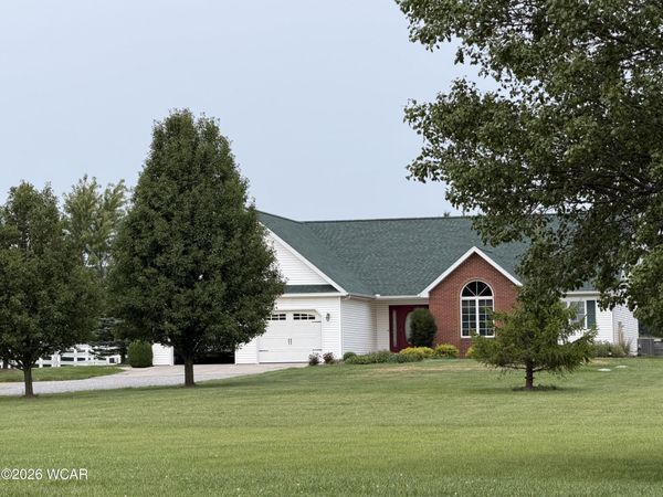 4747 Mcpheron Road, Lima, OH 45804