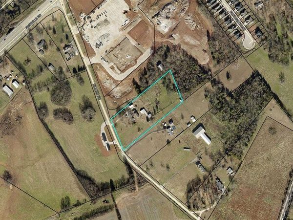 330 Dillard Road , Bowling Green, KY 42104