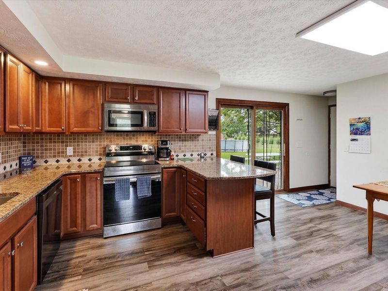 2600 Karok Drive, London, OH 43140 Photo 11