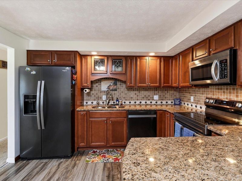2600 Karok Drive, London, OH 43140 Photo 12