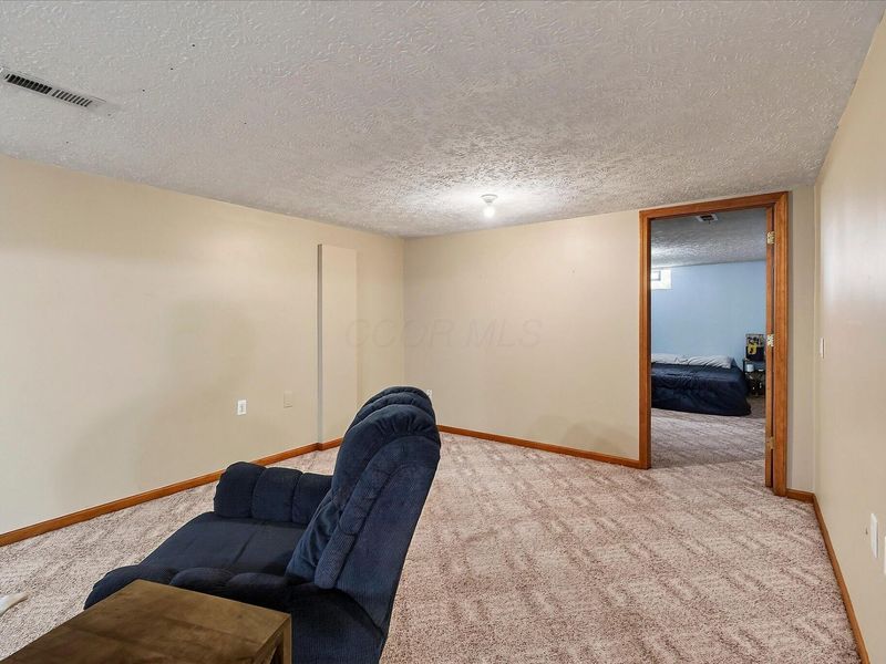 2600 Karok Drive, London, OH 43140 Photo 26