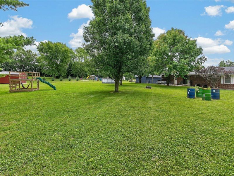 2600 Karok Drive, London, OH 43140 Photo 38