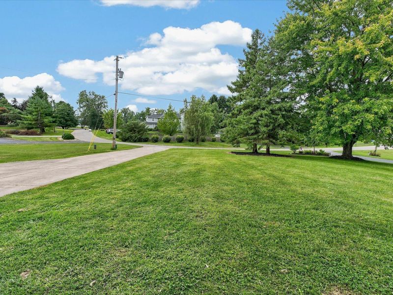 2600 Karok Drive, London, OH 43140 Photo 5