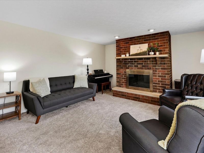 2600 Karok Drive, London, OH 43140 Photo 9