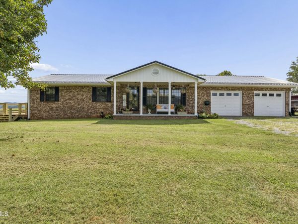 828 Hickory Cove Road, Rogersville, TN 37857