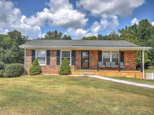 15409 Skyland Avenue, Bristol, VA 24202